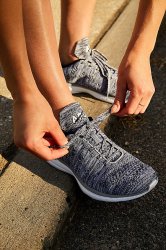 apl uk trainers